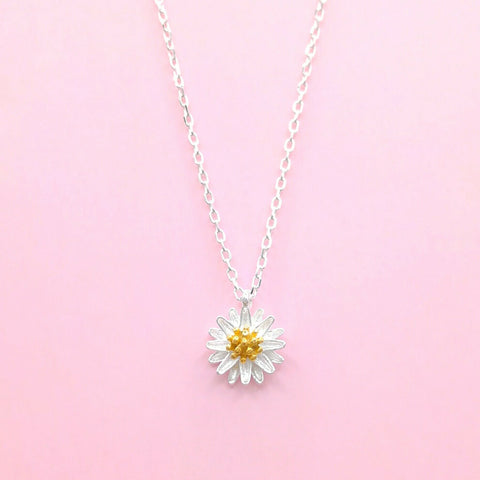 Sterling Silver Daisy Necklace